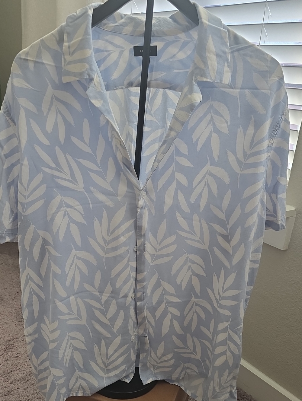 Express Light Blue Short-Sleeve Button-Up with White Leaf Print